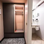 Zum Zollhaus 4*