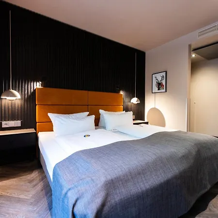 Zum Zollhaus Отель 4*