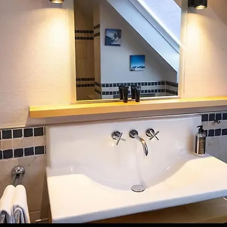 Zum Zollhaus 4* Растеде