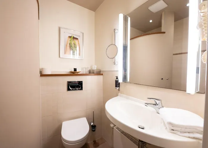 Zum Zollhaus Hotel 4*