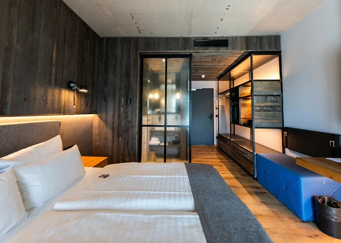 Szálloda Zum Zollhaus 4*