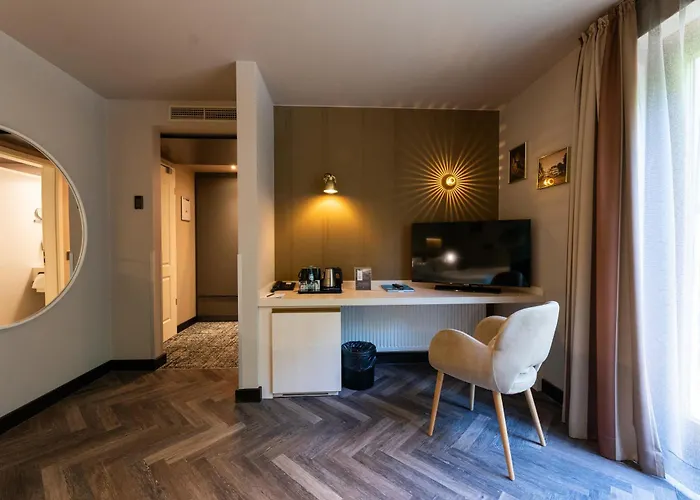 Szálloda Zum Zollhaus 4*
